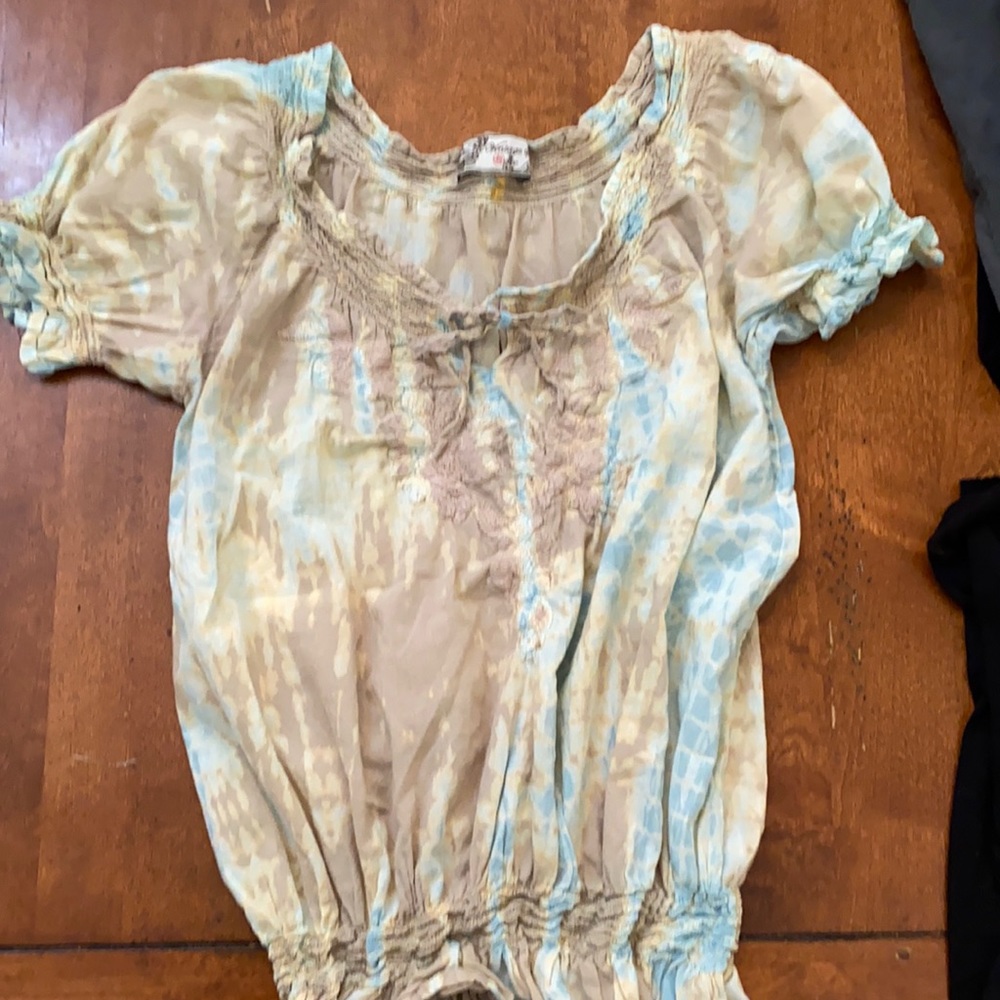 “Hippie Shirt” very soft retro tie dye top. Size medium